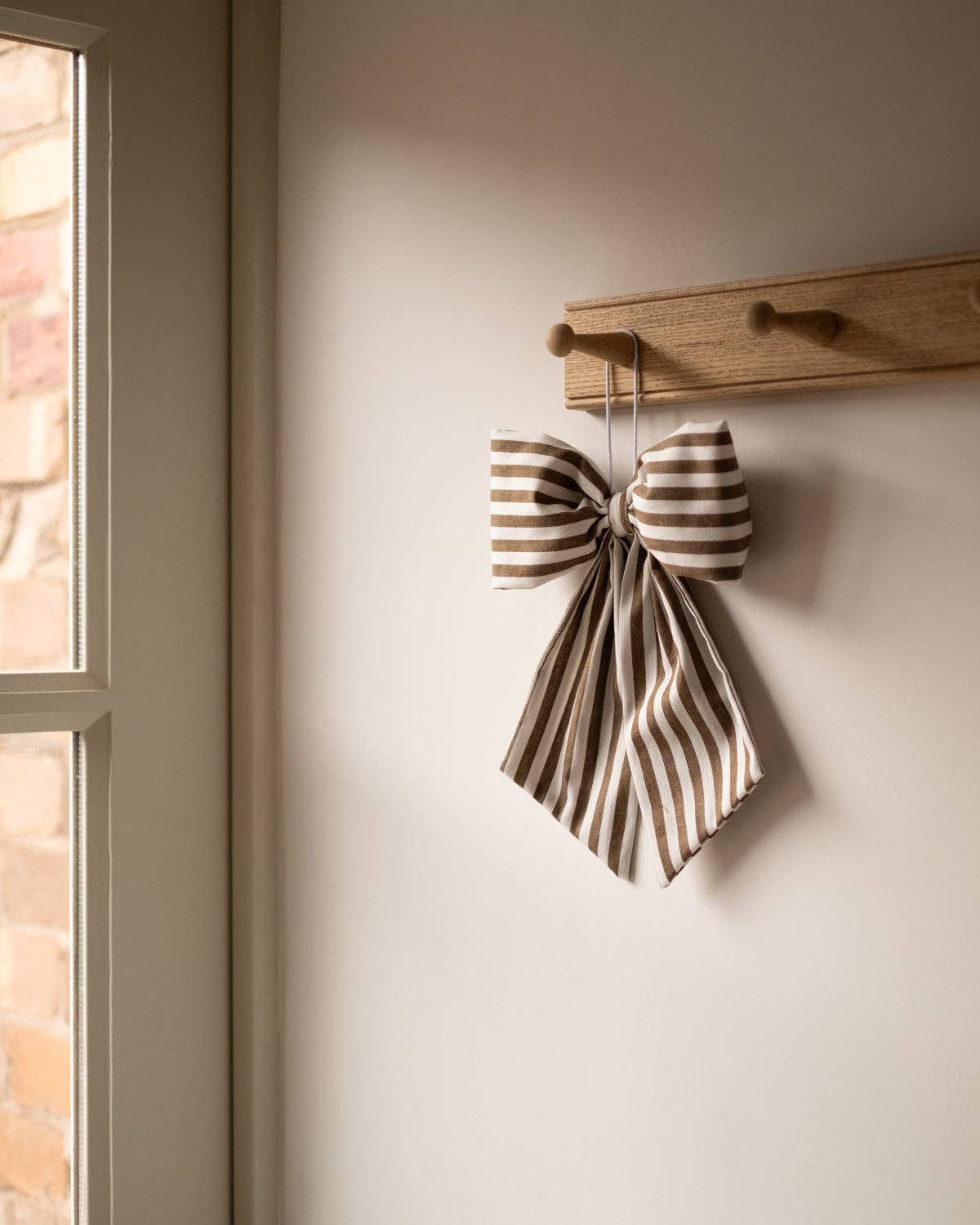 Brown Large Stripe Hanging Bow