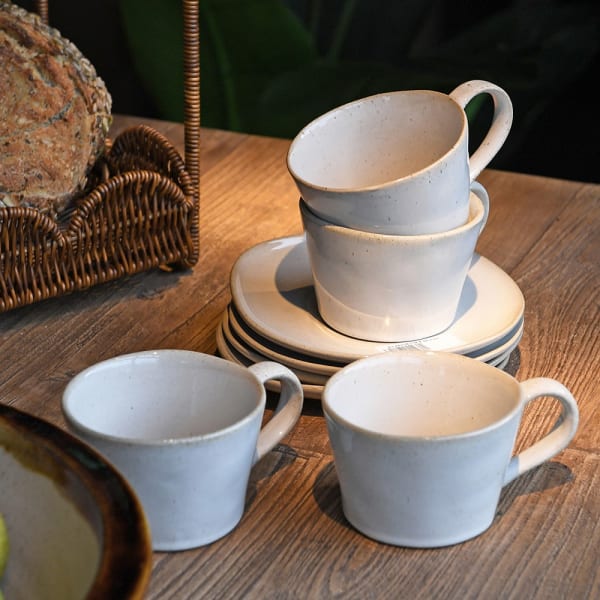 Set of 4 Beige Stoneware Mugs